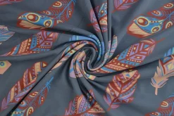 Katoen tricot Royal – Kleurrijke veren donkergrijs
