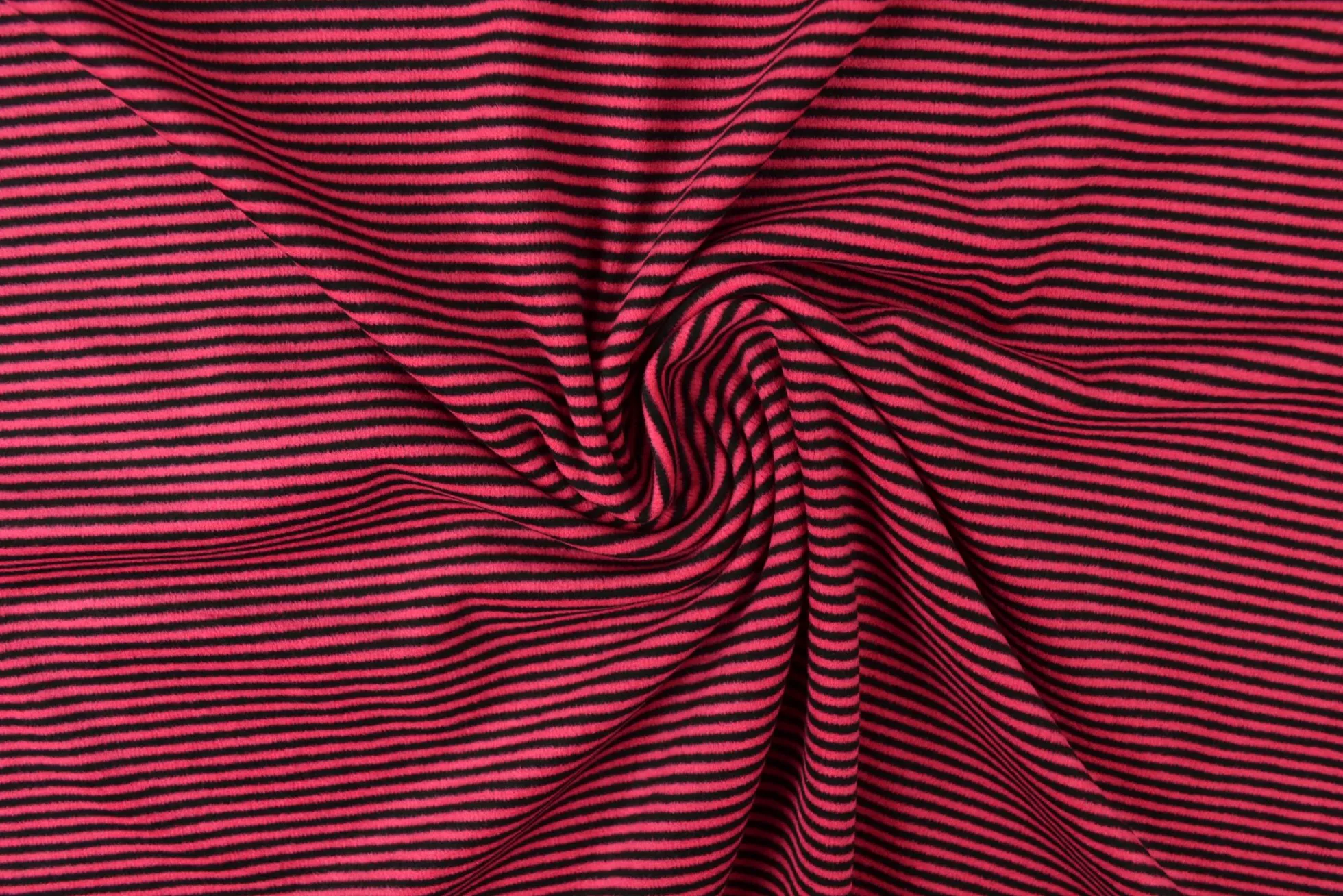 Katoen tricot soft touch – Fuchsia & black stripes