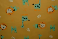 Katoen tricot – Wow – Wilde dieren okergeel