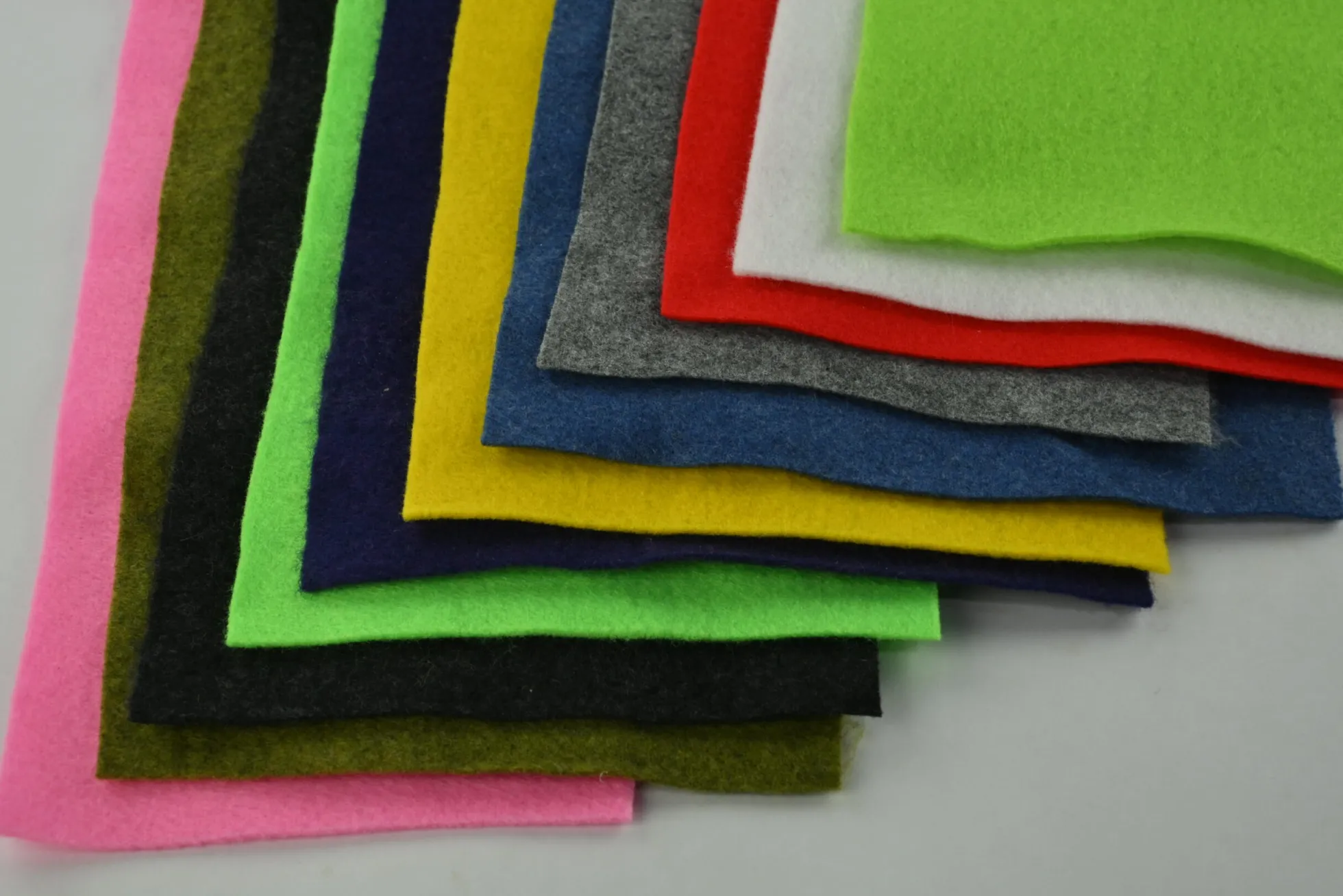 Kleurenpakket vilt 2mm | 50cm x 90cm | 10 stuks