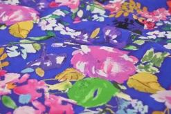 Linnen / viscose – Watercolor flowers deep blue