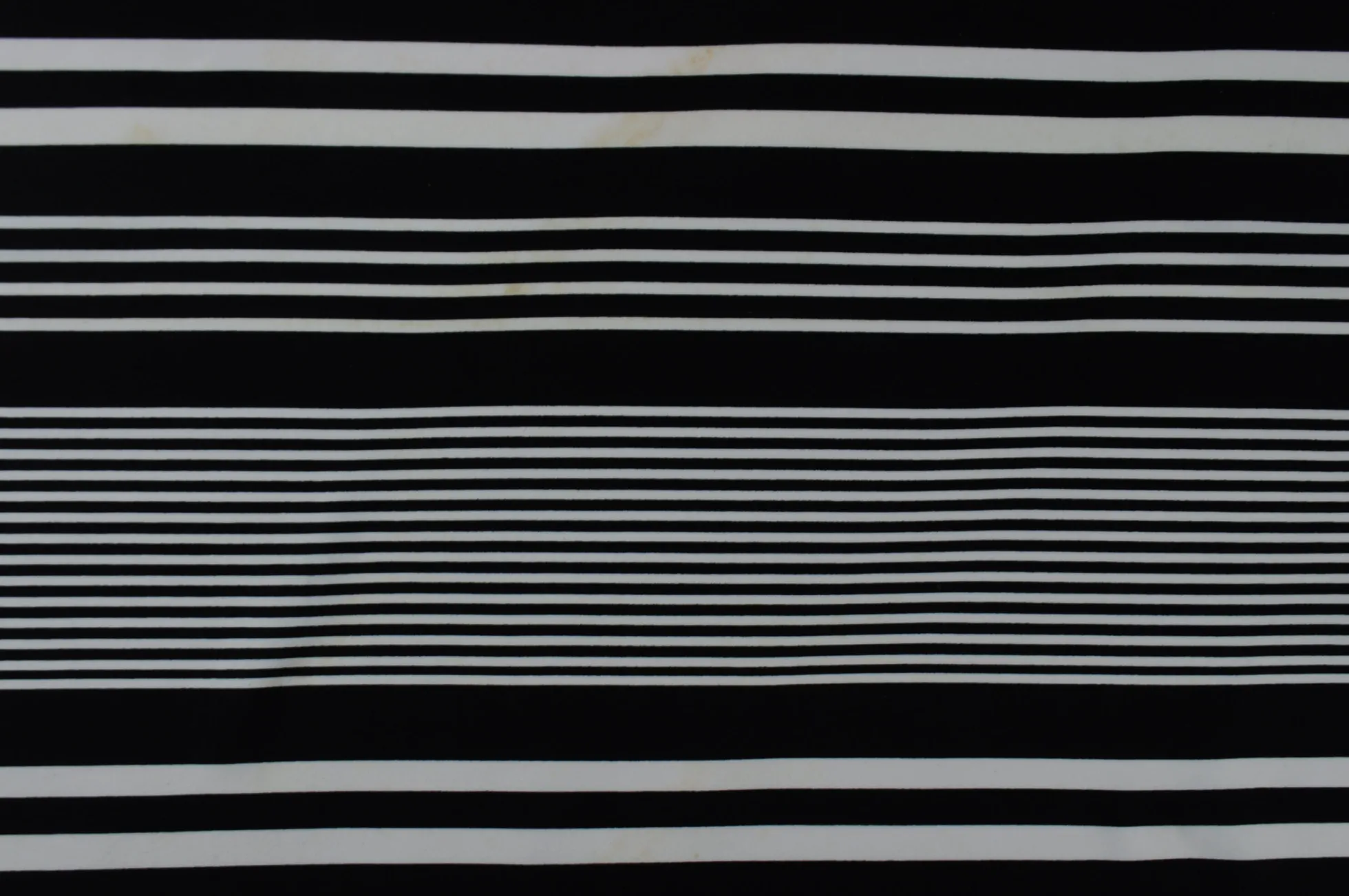 Lycra – Monochrome stripe black & white