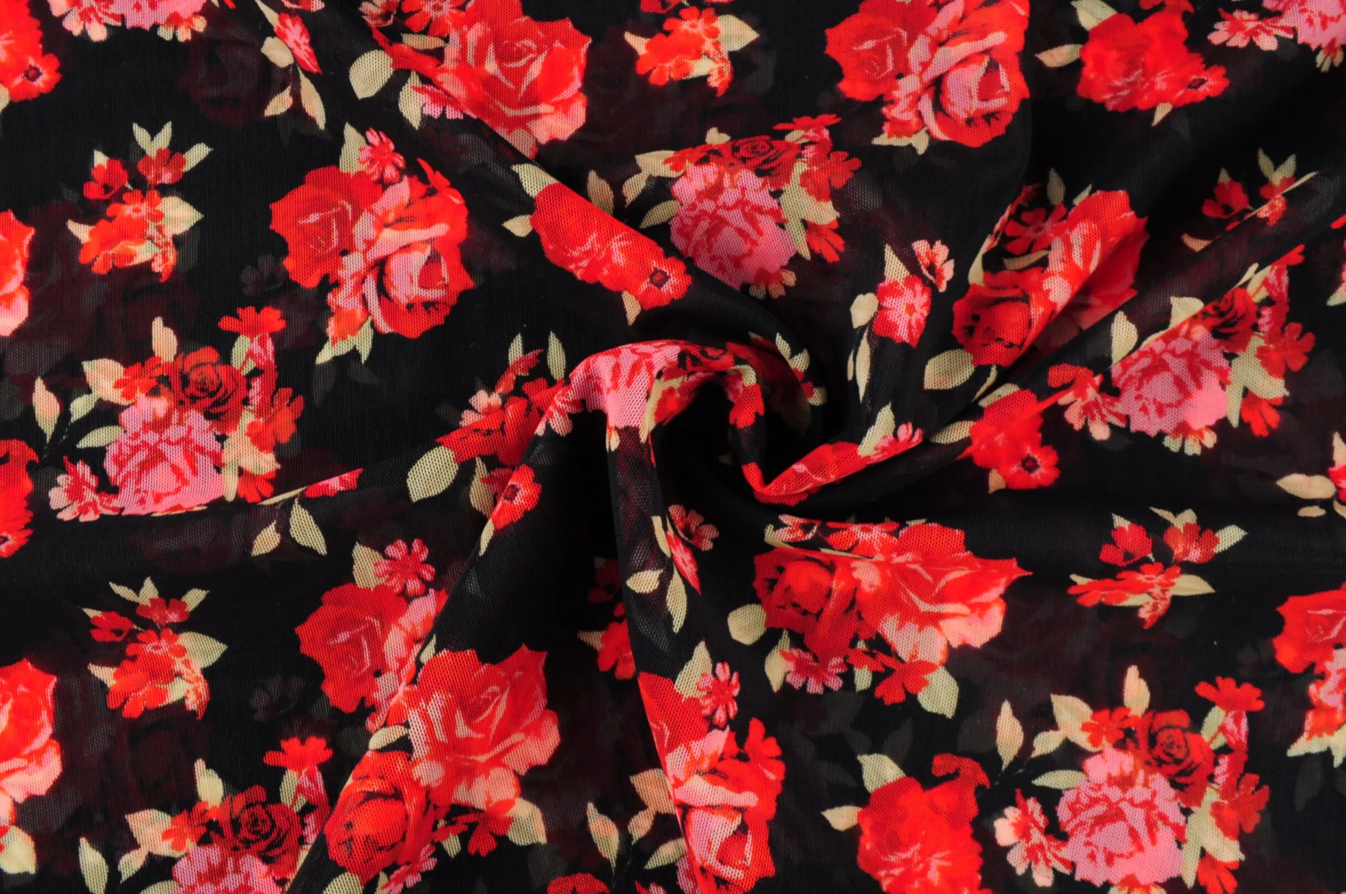 Lycra tule / mesh – Red roses on black