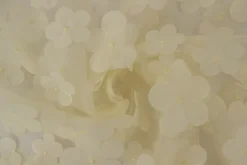 Mesh Flower – Champagne geborduurd