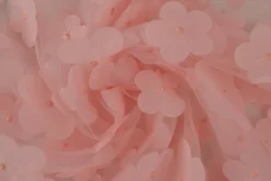 Mesh Flower – Oudroze geborduurd