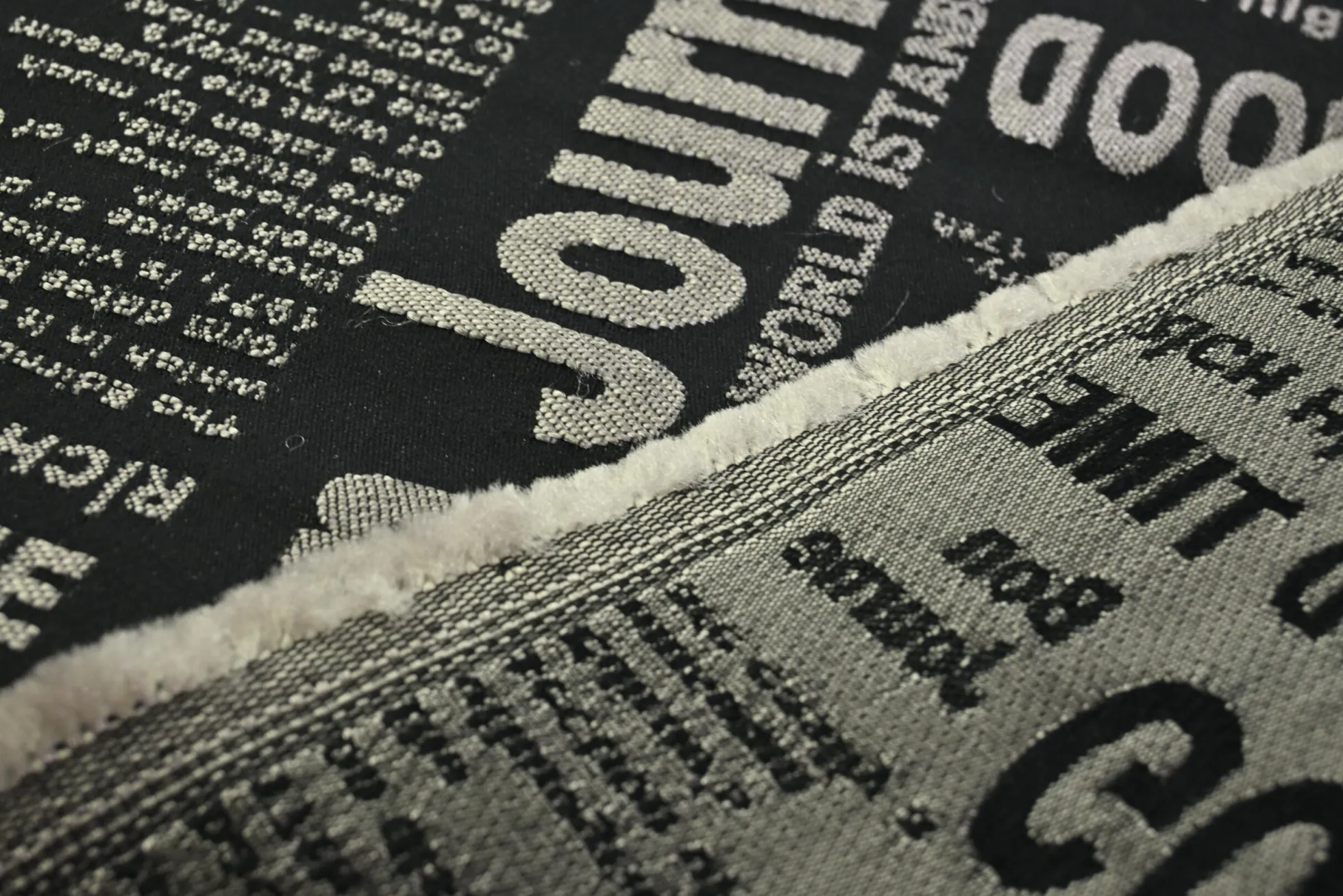 Meubelstof / Outdoor – Zwart ‘Good Time’ jacquard