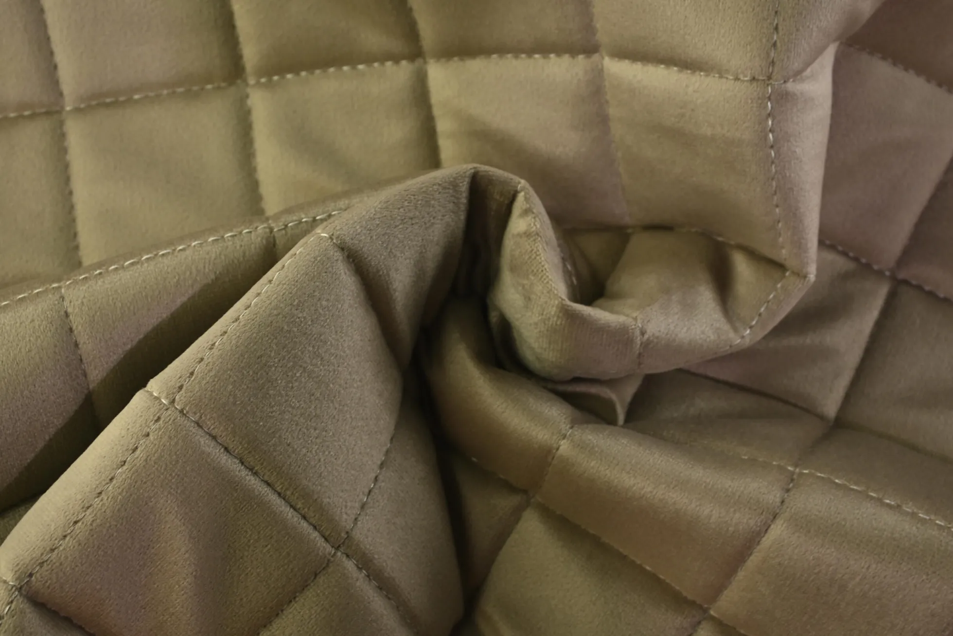 Premium meubelstof – Velours op PU-foam | Warm taupe