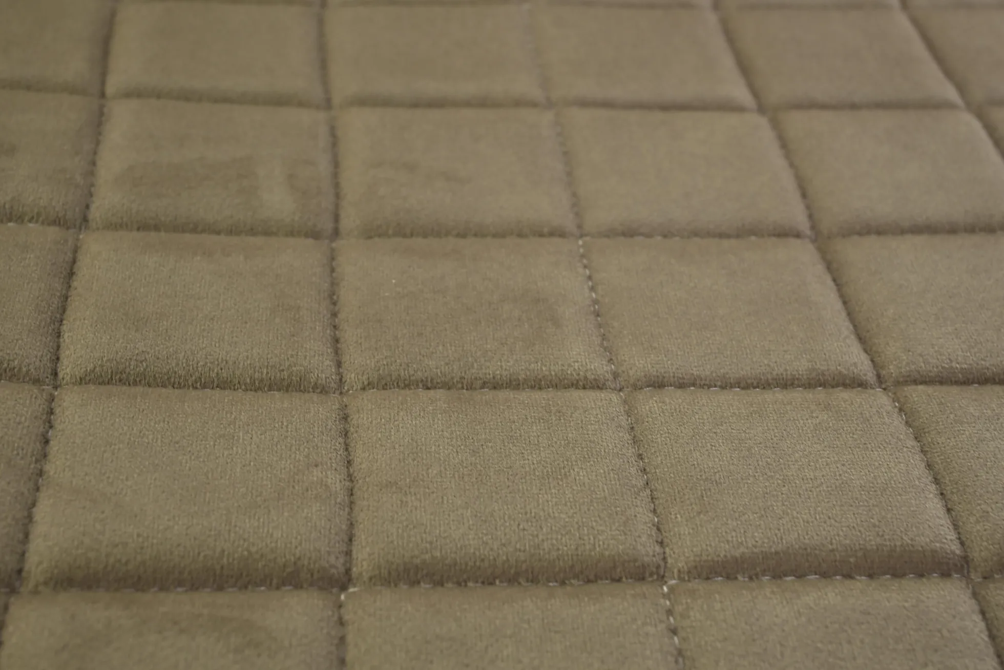 Premium meubelstof – Velours op PU-foam | Warm taupe