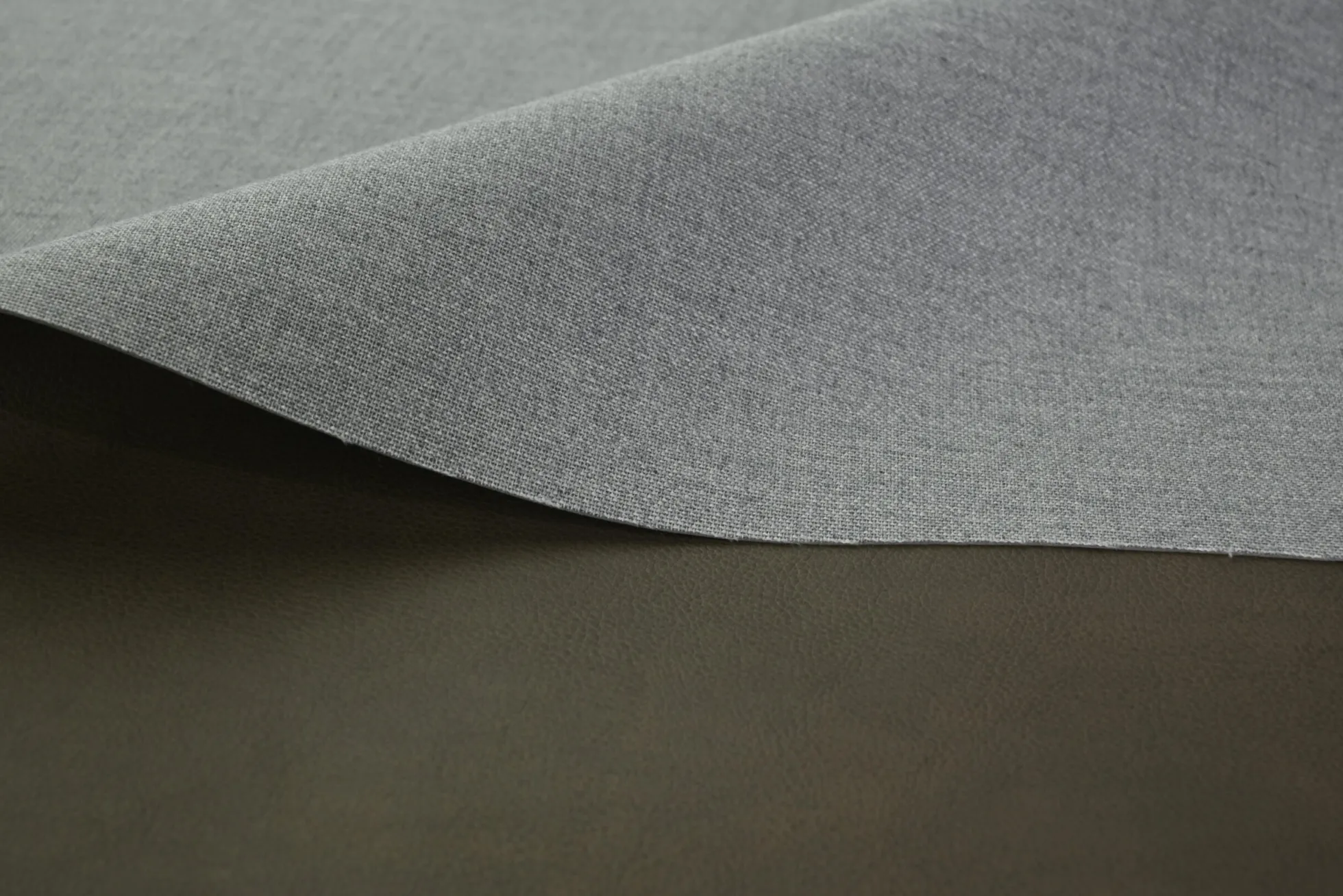 Skai leer – Bruin / taupe soft touch