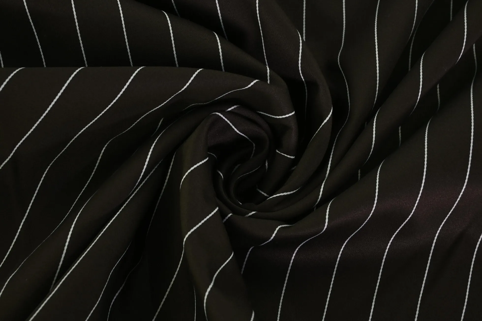 Stretch katoen – Donkerbruin gestreept soft touch