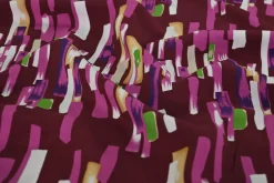 Viscose – Burgundy & pink strokes