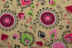 Viscose – Fruity flowers pink and green on beige