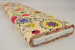 Viscose – Fruity flowers red and yellow on beige