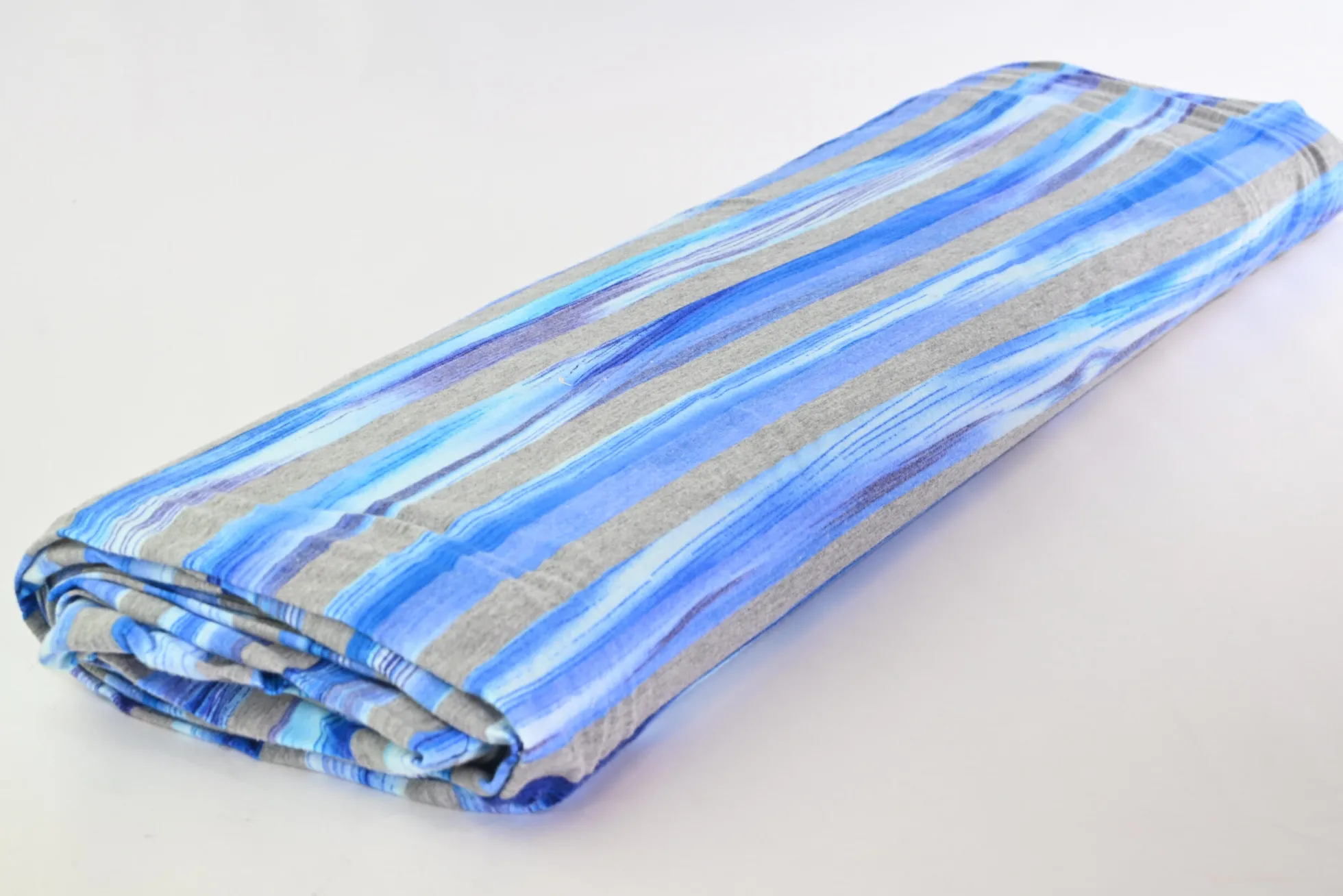 Viscose tricot – Blue Ocean Strokes