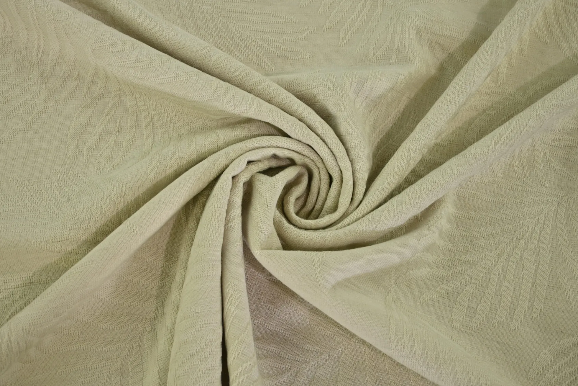 Viscose tricot jacquard – Leaves creme
