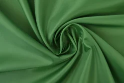Voering: Donkergroen